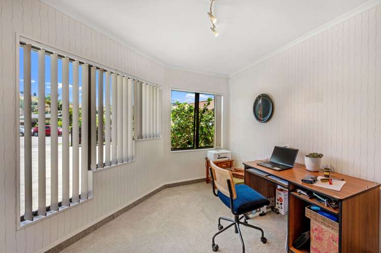 10 Bishops Close Greenmeadows_27