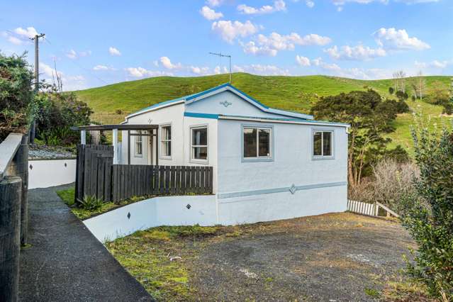 Cosy Cottage Project. Offers over $400,000!