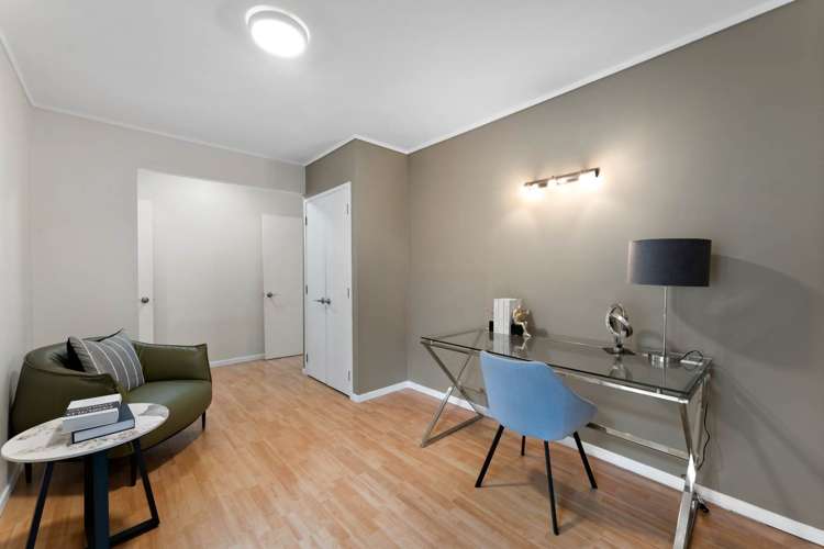 55 Meadowvale Avenue Forrest Hill_27