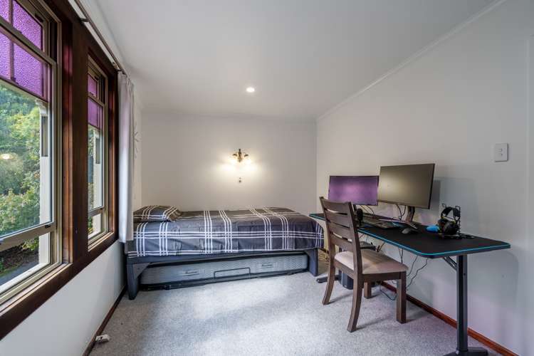 286 Bay Road West Plains_19