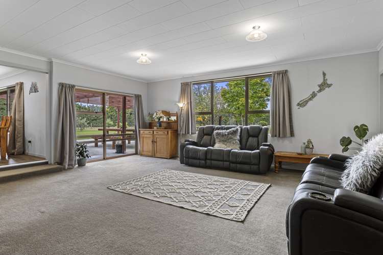 439 Johns Road Fernside_7