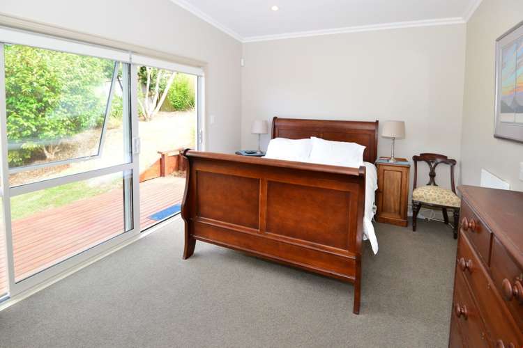 39 Elliston Crescent Stanmore Bay_10