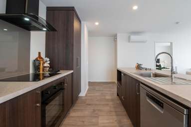 8b Gillam Crescent_1