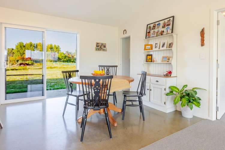 742b River Road Otane_14