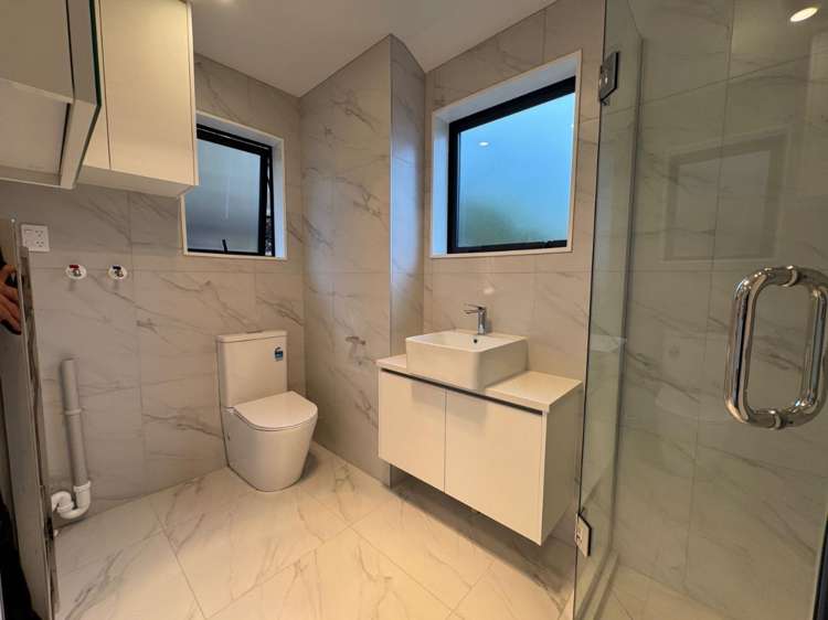 10C Chedworth Drive Glenfield_6