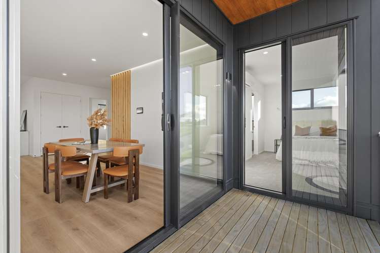 242C West Hoe Heights Orewa_13