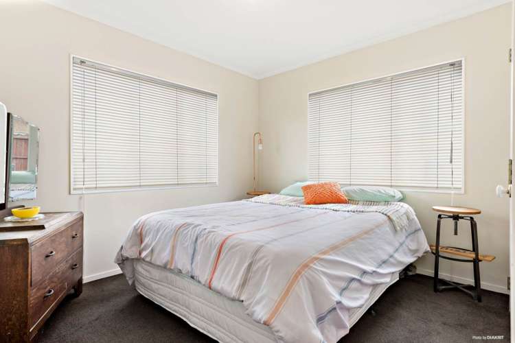 34 Etherton Drive Manurewa_9