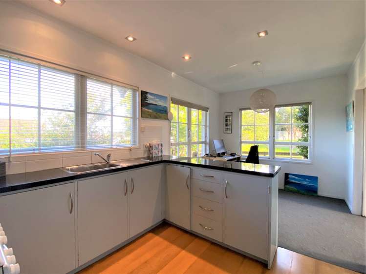 3/220 East Coast Road Forrest Hill_6