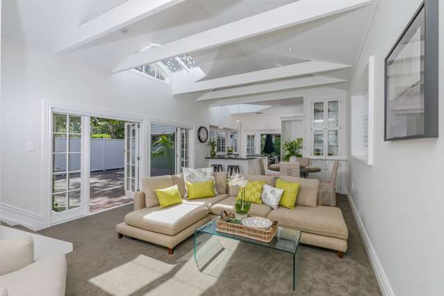 32 Cheltenham Road Devonport_4