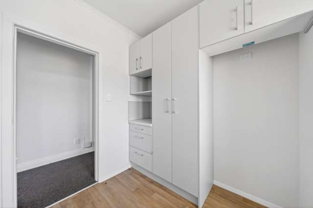 176 High Street North Carterton_3