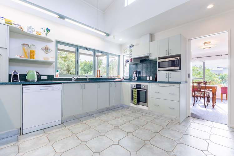 29 Cranbrook Grove Waikanae_8