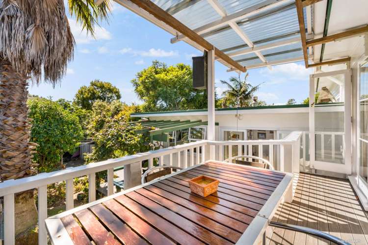 54 Botany Road Botany Downs_11