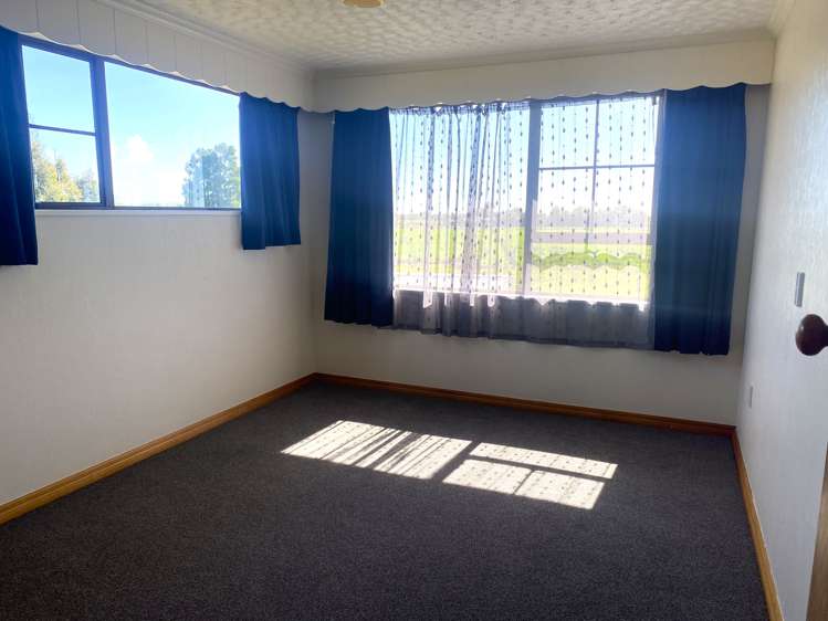 242 Utopia Road Westport_8