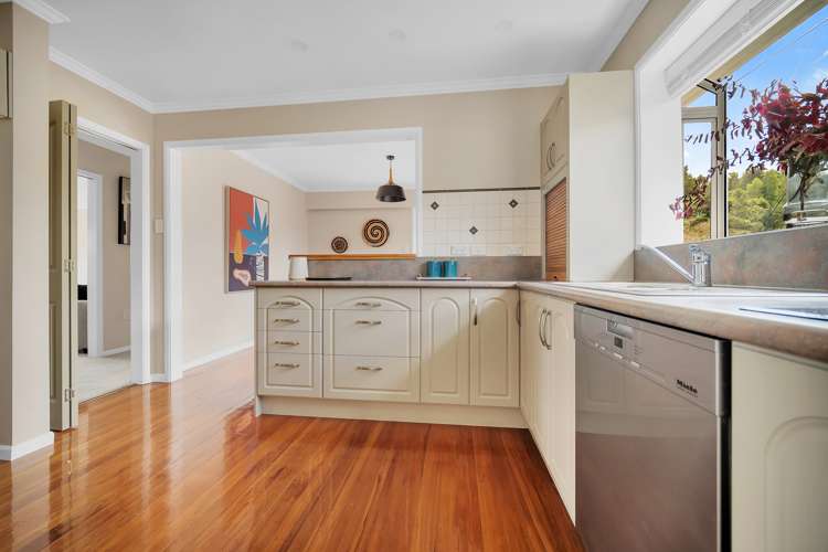 65 The Ridgeway Stoke_8