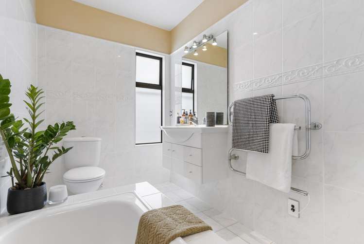 15c Burch Street Mount Albert_14