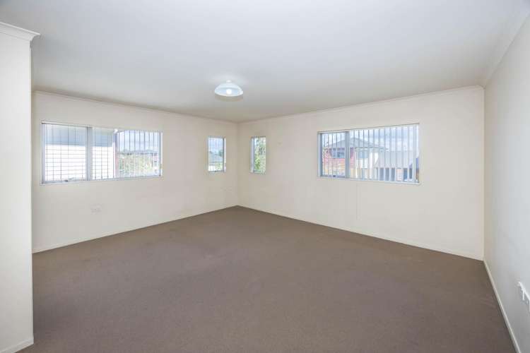 18 Rene Way_5