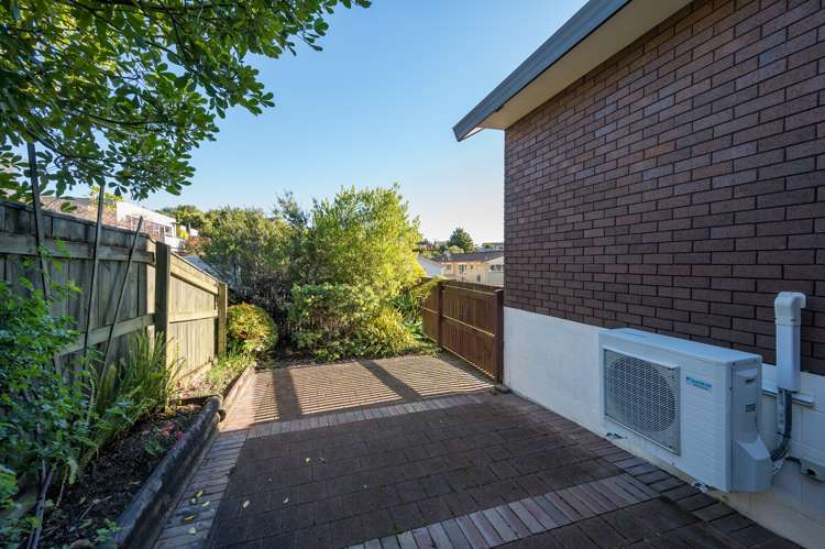 45 Churchill Avenue Richmond_21
