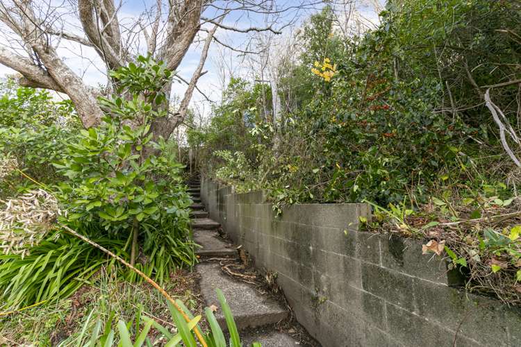 17 Romney Square Tawa_5