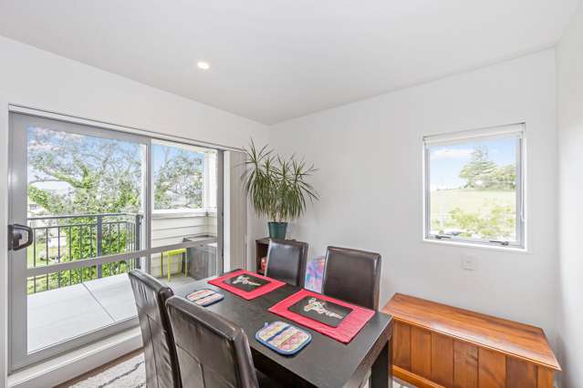 A18/71 Spencer Road Oteha_4