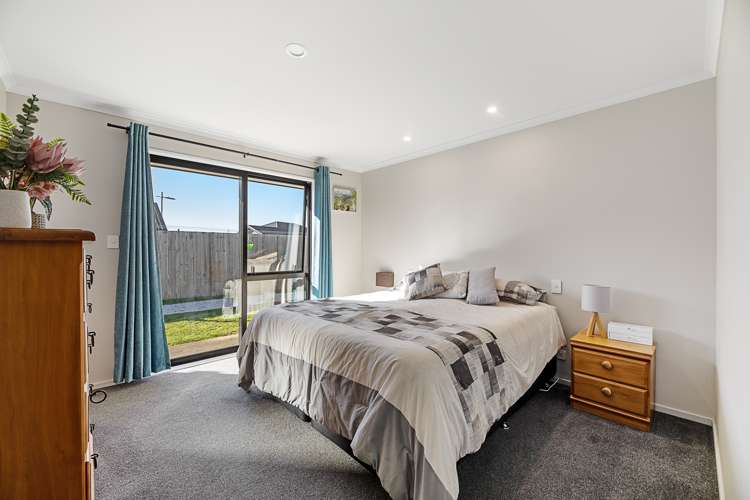 1 Hurricane Way Burleigh_12