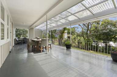33 Waiatawa Road_2
