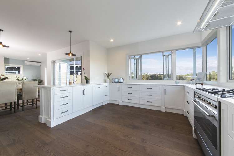 12 Tauwaka Crescent Riverhead_7