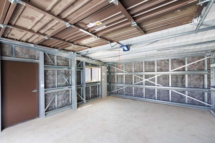 168 Maxwells Line Awapuni_18