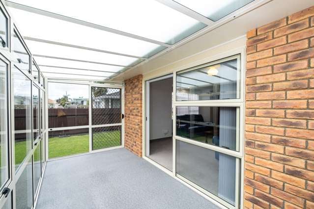 2/8 Anderson Road Taradale_4