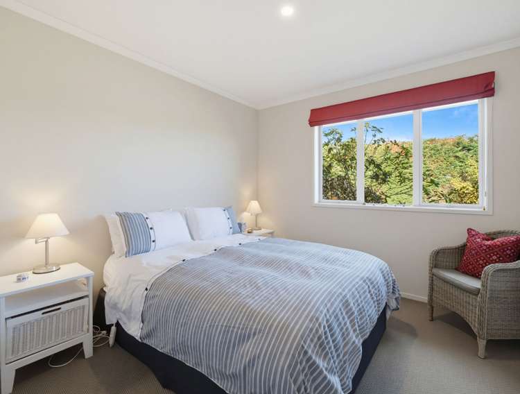 1127 Pourerere Road Omakere_24