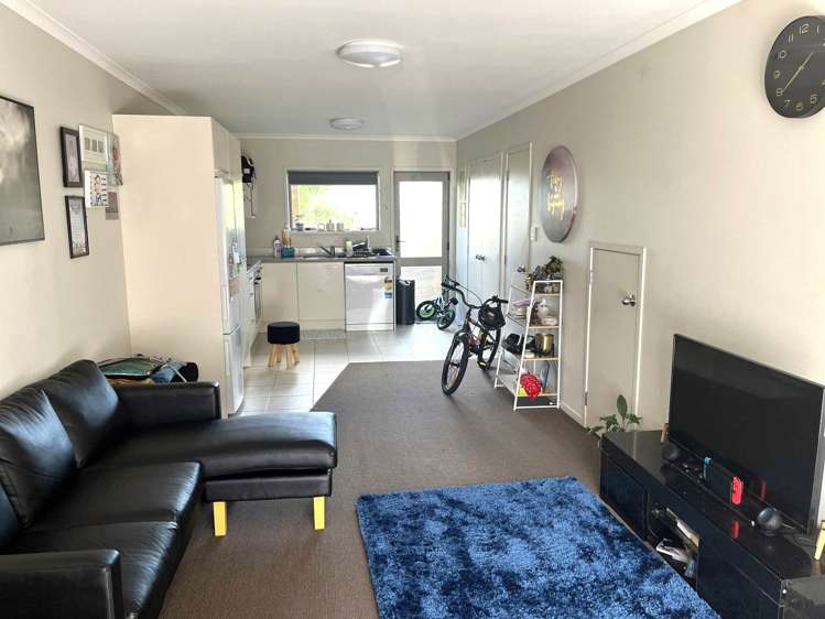 20/94 Glengarry Road Glen Eden_1