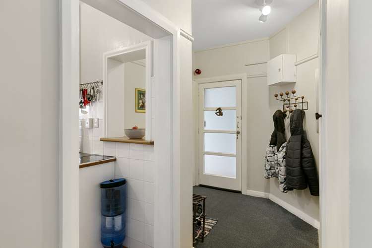 5/1 Rixon Grove Mount Victoria_9