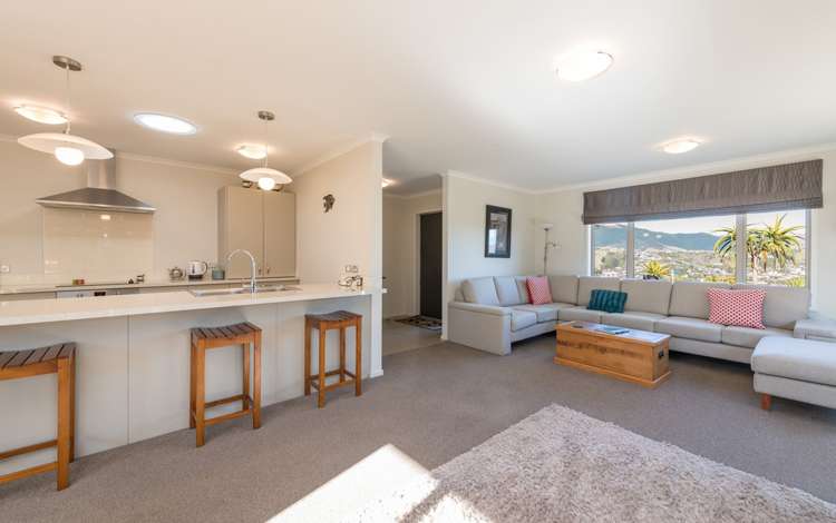 369 Princes Drive Britannia Heights_6