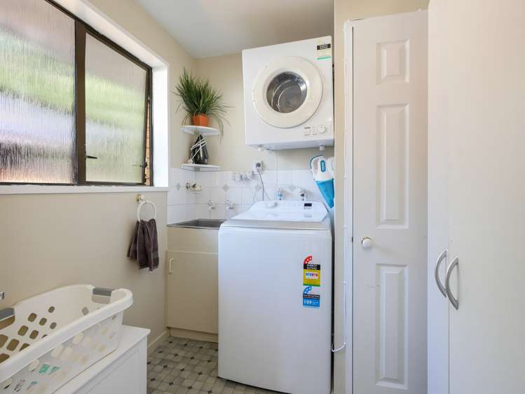 20 Owen Street Green Island_17