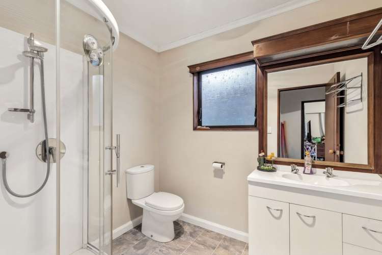 2/214 Saint Vincent Street_4