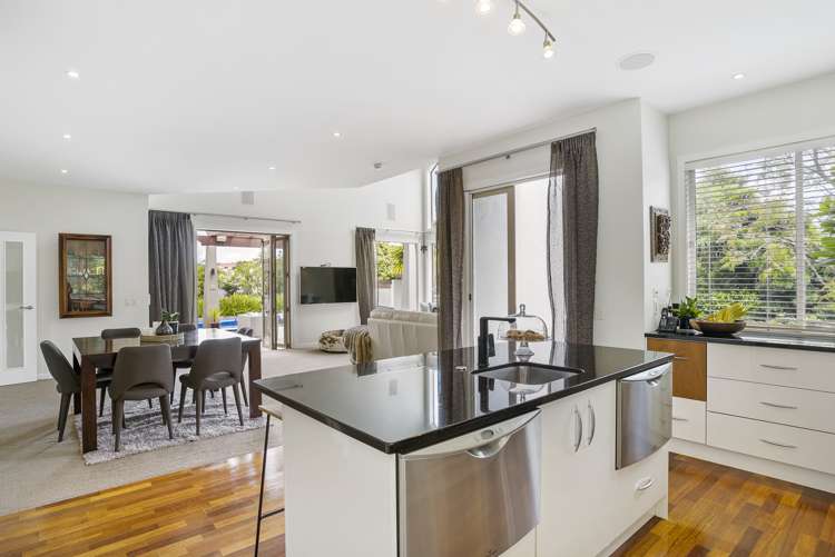 25 Anaheim Boulevard Shamrock Park_10