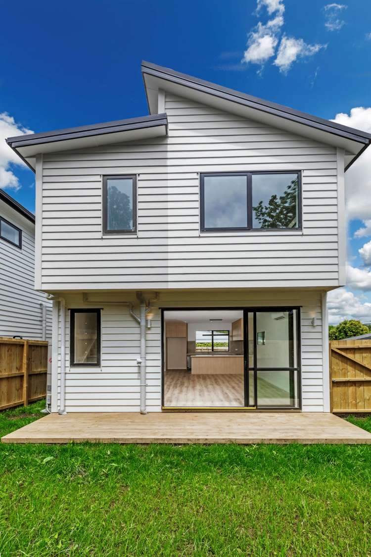 3/58 Sylvan Crescent Te Atatu South_16