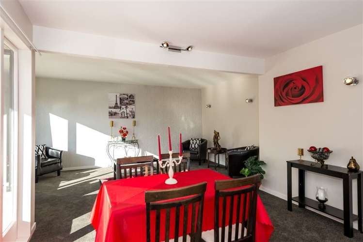 142/42f Valley Road Cashmere_5