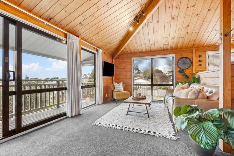 4 Forsythe Place Massey_17