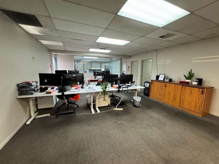 Unit 7/99 Carbine Road Mount Wellington_6