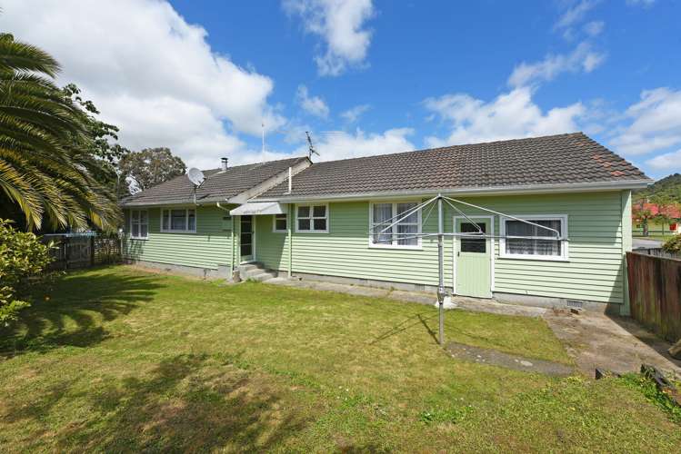 17 California Drive Totara Park_13