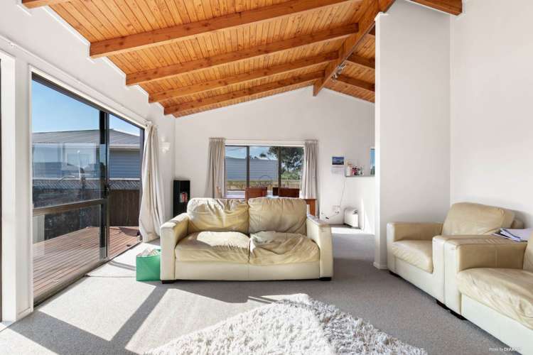 2a Rixon Place Te Atatu Peninsula_6