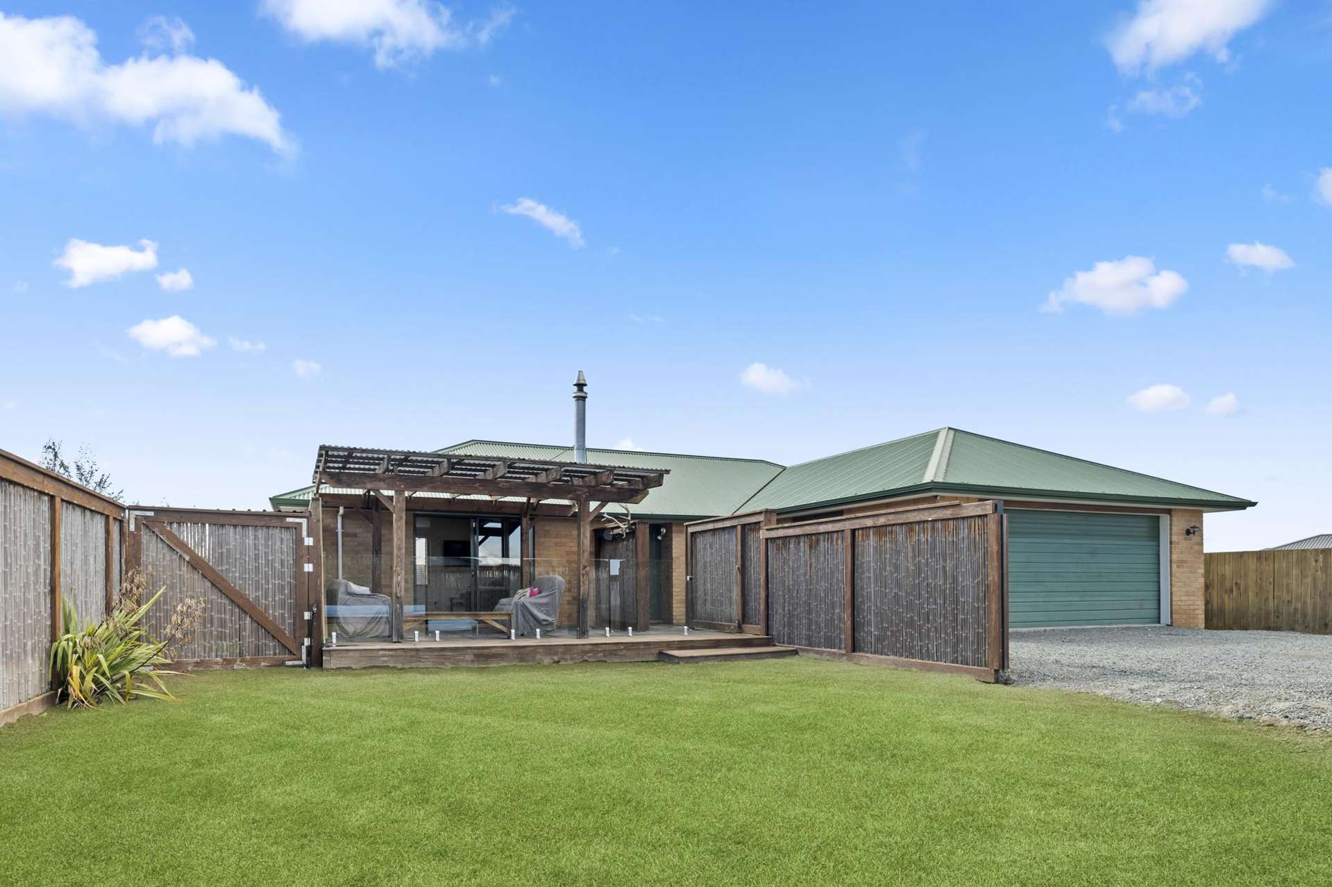 21 Lakeland Avenue Twizel_0