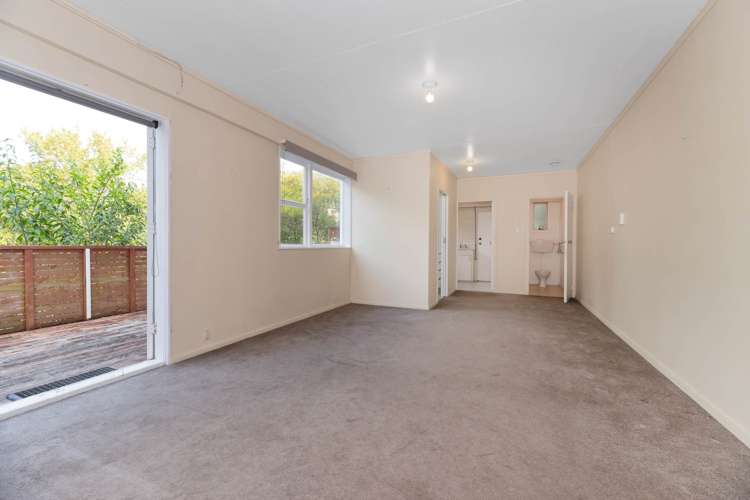 42 West Lynn Road Titirangi_15