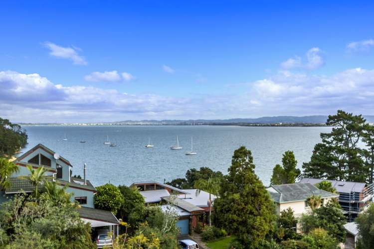 81 Rosecamp Road Beach Haven_34