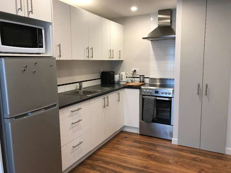 8b/163 The Terrace Wellington Central_2