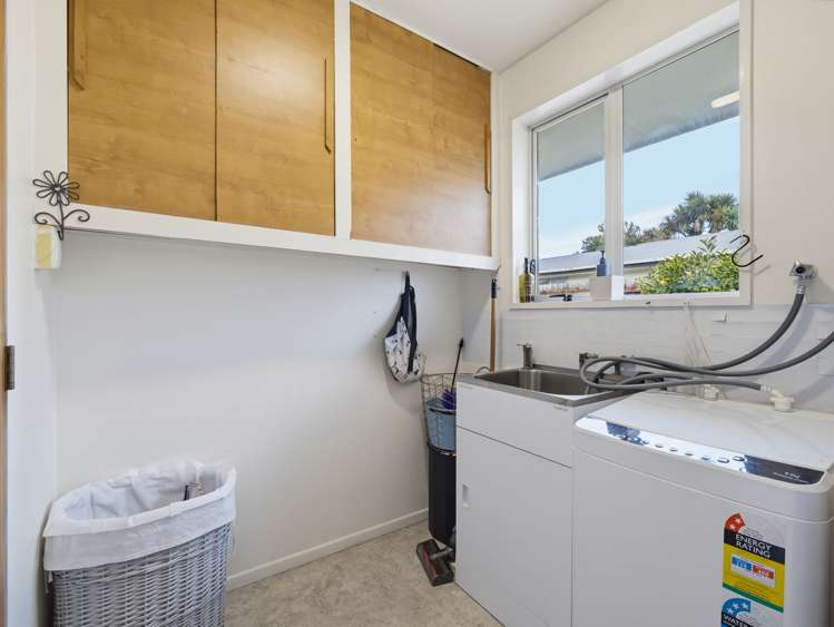 1/5a Purakanui Place Northwood_15