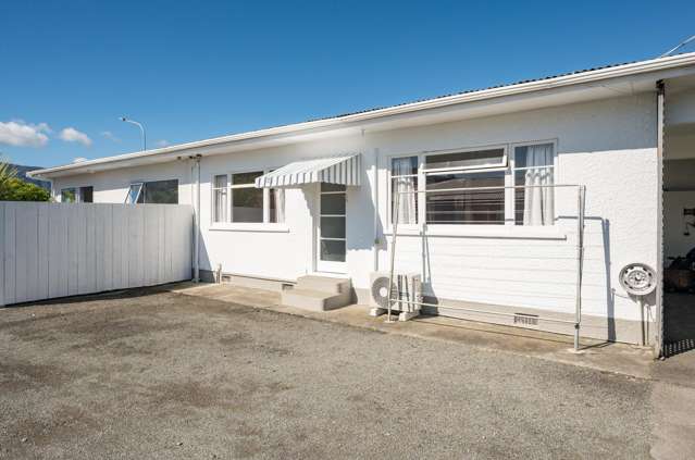 2/12 Golf Road Tahunanui_1