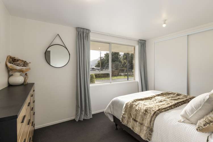 1112 Queen Charlotte Drive Anakiwa and Surrounds_7