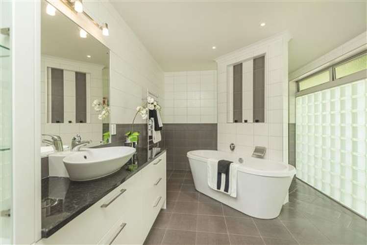 8 Kendallvale Drive Waiuku_17