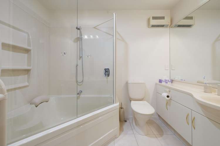 4c/1 Marine Parade Mount Maunganui_11